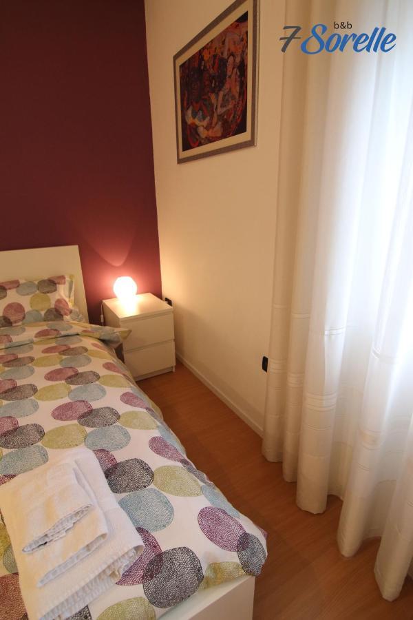 "7 Sorelle B&B" Camere In Pieno Centro Citta Con Bagno Privato, Free High Speed Wi-Fi, Netflix Cosenza Exterior foto